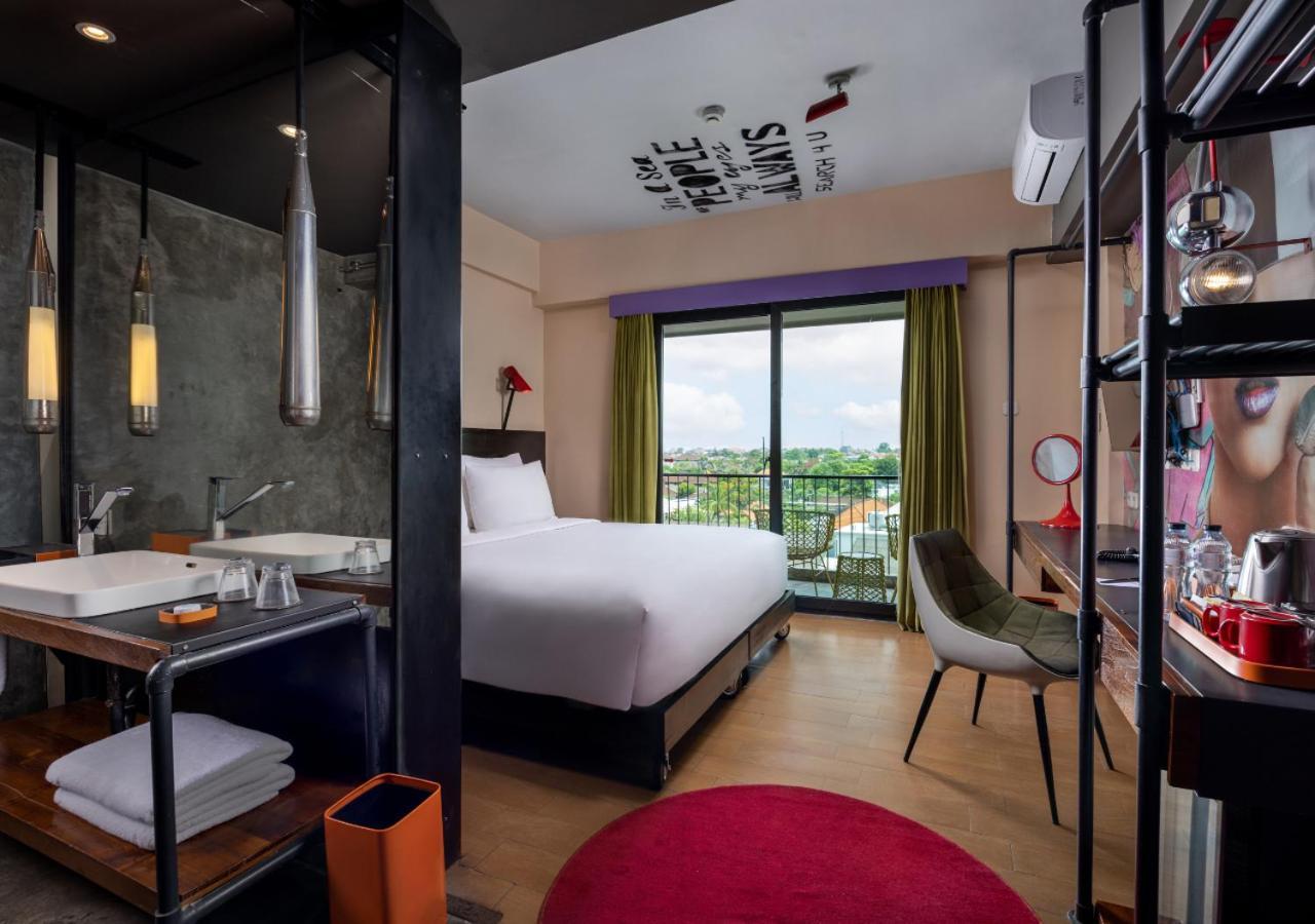 Viva Dash Hotel Seminyak Esterno foto